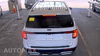 2025 Ford Explorer Platinum - miniatura 5
