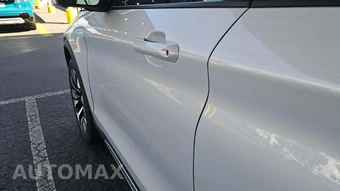 2025 Ford Explorer Platinum - miniatura 21