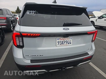 2025 Ford Explorer Platinum - miniatura 5