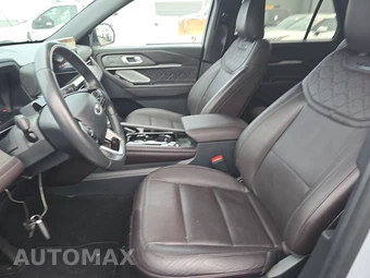 2025 Ford Explorer Platinum - miniatura 7