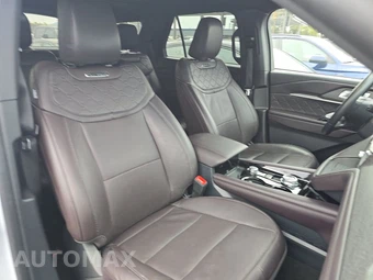 2025 Ford Explorer Platinum - miniatura 8