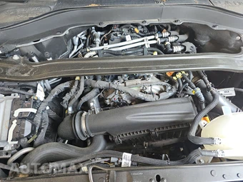 2025 Ford Explorer Platinum - miniatura 16