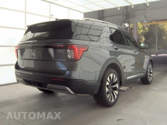 2025 Ford Explorer Platinum - miniatura 4