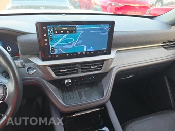 2025 Ford Explorer Platinum - miniatura 11