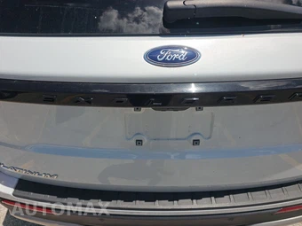 2025 Ford Explorer Platinum - miniatura 16