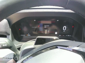 2025 Ford Explorer Platinum - miniatura 20