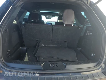 2025 Ford Explorer Platinum - miniatura 17