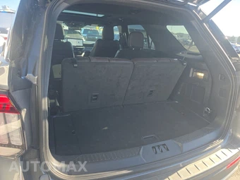 2025 Ford Explorer Platinum - miniatura 17