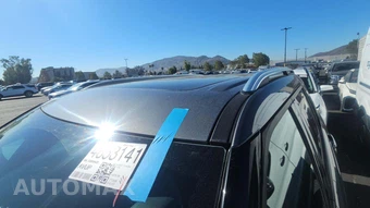 2025 Ford Explorer Platinum - miniatura 23
