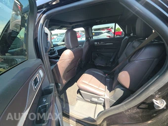 2025 Ford Explorer Platinum - miniatura 13