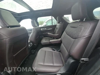2025 Ford Explorer Platinum - miniatura 13