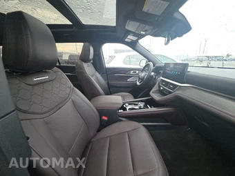 2025 Ford Explorer Platinum - miniatura 8