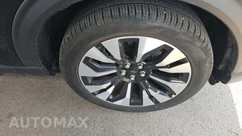 2025 Ford Explorer Platinum - miniatura 36