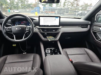 2025 Ford Explorer Platinum - miniatura 11