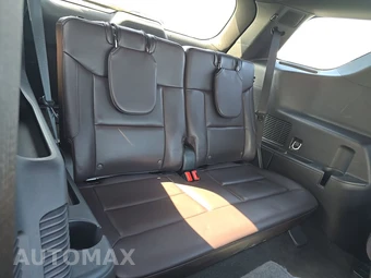 2025 Ford Explorer Platinum - miniatura 14