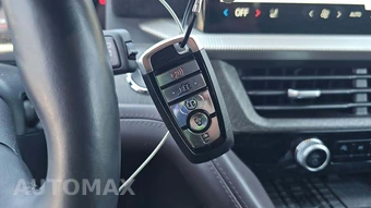 2025 Ford Explorer Platinum - miniatura 19