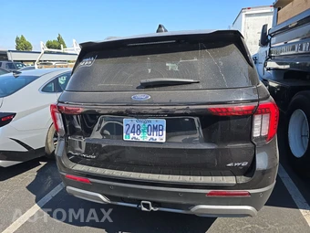 2025 Ford Explorer Platinum - miniatura 5