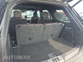 2025 Ford Explorer Platinum - miniatura 15