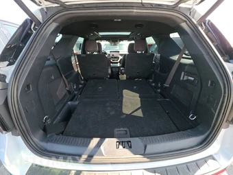 2025 Ford Explorer Platinum - miniatura 17