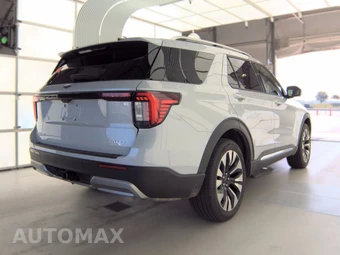 2025 Ford Explorer Platinum - miniatura 4
