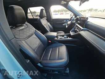 2025 Ford Explorer Platinum - miniatura 8