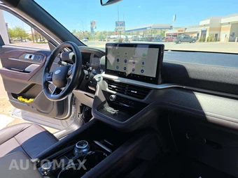 2025 Ford Explorer Platinum - miniatura 20