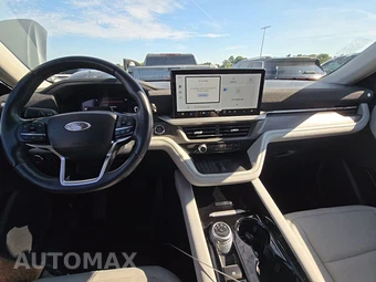 2025 Ford Explorer Platinum - miniatura 11