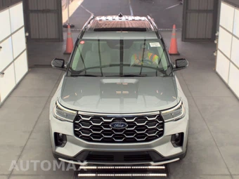 2025 Ford Explorer Platinum - miniatura 2