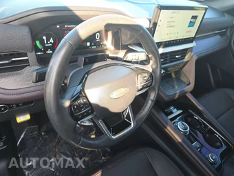 2025 Ford Explorer Platinum - miniatura 10