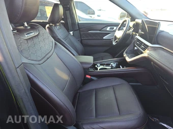 2025 Ford Explorer Platinum - miniatura 8