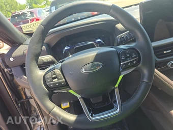 2025 Ford Explorer Platinum - miniatura 10
