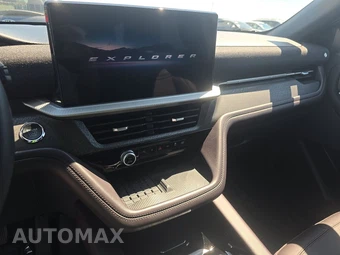 2025 Ford Explorer Platinum - miniatura 11