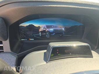 2025 Ford Explorer Platinum - miniatura 12