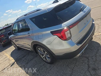 2025 Ford Explorer Platinum - miniatura 6