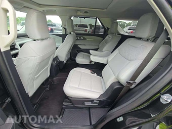 2025 Ford Explorer Platinum - miniatura 10