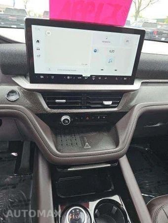 2025 Ford Explorer Platinum - miniatura 10