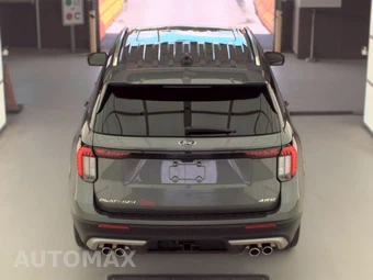 2025 Ford Explorer Platinum - miniatura 5