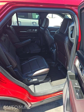 2025 Ford Explorer Platinum - miniatura 16