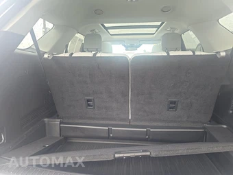 2025 Ford Explorer Platinum - miniatura 17
