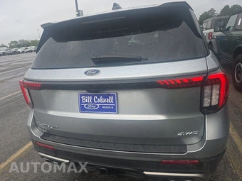 2025 Ford Explorer Platinum - miniatura 5