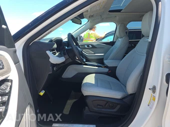 2025 Ford Explorer Platinum - miniatura 7
