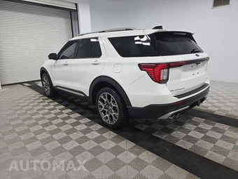 2025 Ford Explorer Platinum - miniatura 6