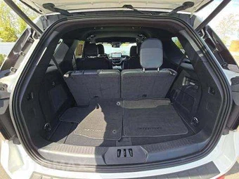 2025 Ford Explorer ST - miniatura 16