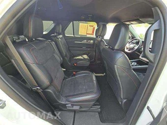 2025 Ford Explorer ST - miniatura 18