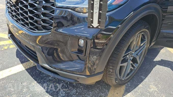 2025 Ford Explorer ST - miniatura 18