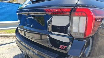 2025 Ford Explorer ST - miniatura 19
