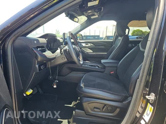 2025 Ford Explorer ST - miniatura 7