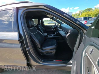 2025 Ford Explorer ST - miniatura 19