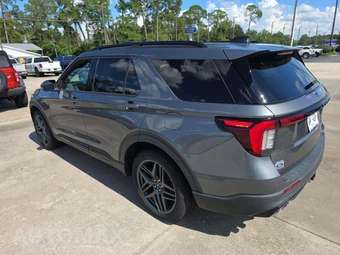 2025 Ford Explorer ST - miniatura 2