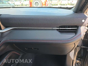 2025 Ford Explorer ST - miniatura 20